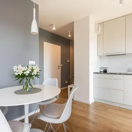 Flatbook - Center Torunska 11 * 格但斯克