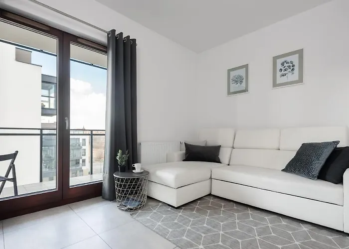 Flatbook - Center Torunska 11 *